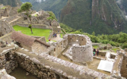 Machu Picchu world wonder was built in the top of a mountain